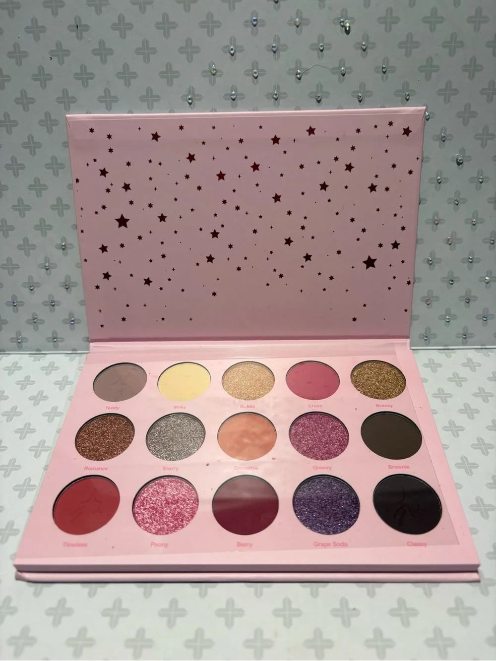 Pink 16-Color Eyeshadow Palette - Mixed Matte & Shimmer Shades